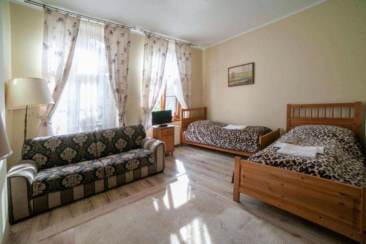 Pensjonat Mysliwski Cedynia Esterno foto
